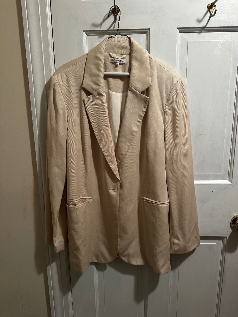 Reformation Relaxed Beige Single-Button Tailored Blazer